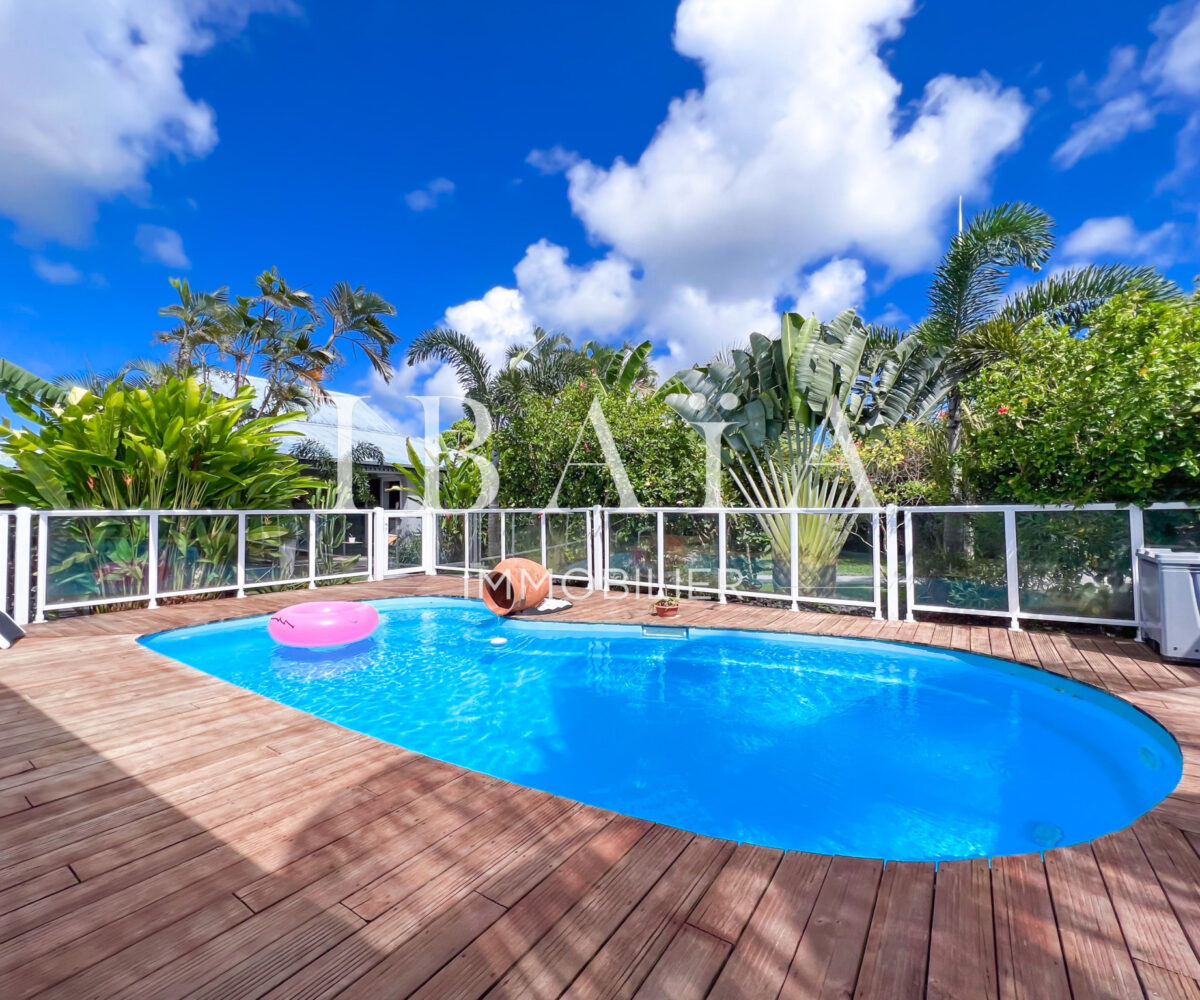 Agence IBAIA Immobilier - SAINTE-ANNE - VILLA AVEC PISCINE + APPARTEMENT