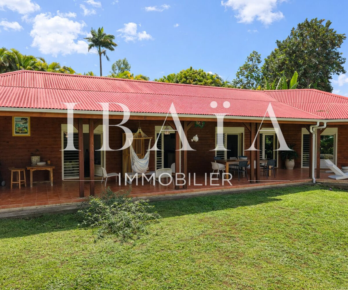 Agence IBAIA Immobilier - EXCLUSIVITÉ - PETIT-BOURG - MAGNIFIQUE VUE MONTAGNE - VILLA