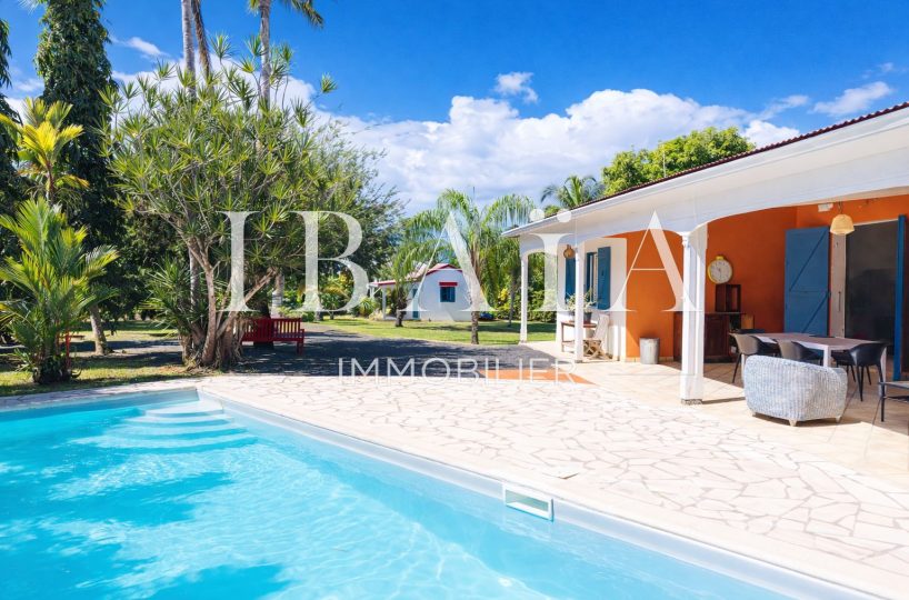 Agence IBAIA Immobilier - BAIE-MAHAULT - SECTEUR BIGLETTE - PROPRIÉTÉ VILLA + 2 DÉPEND