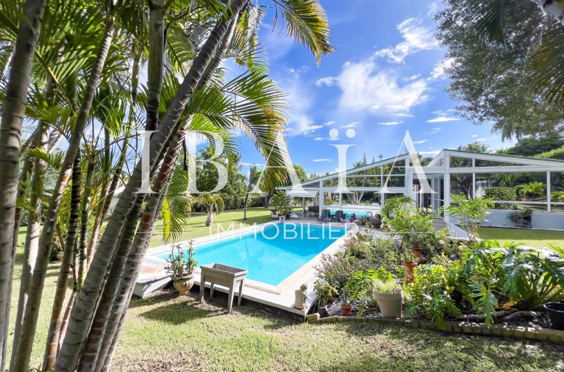 Agence IBAIA Immobilier - EXCLUSIVITÉ - LE MOULE - PROPRIÉTÉ AVEC ACCÈS PLAGE