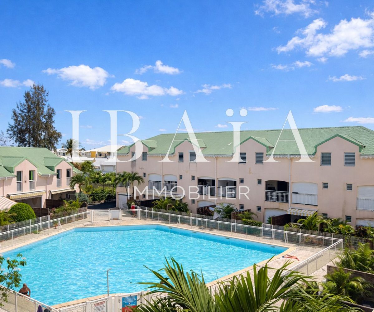 Agence IBAIA Immobilier - EXCLUSIVITÉ - SAINT-FRANÇOIS - T3 EN DUPLEX AVENUE DE L'EURO