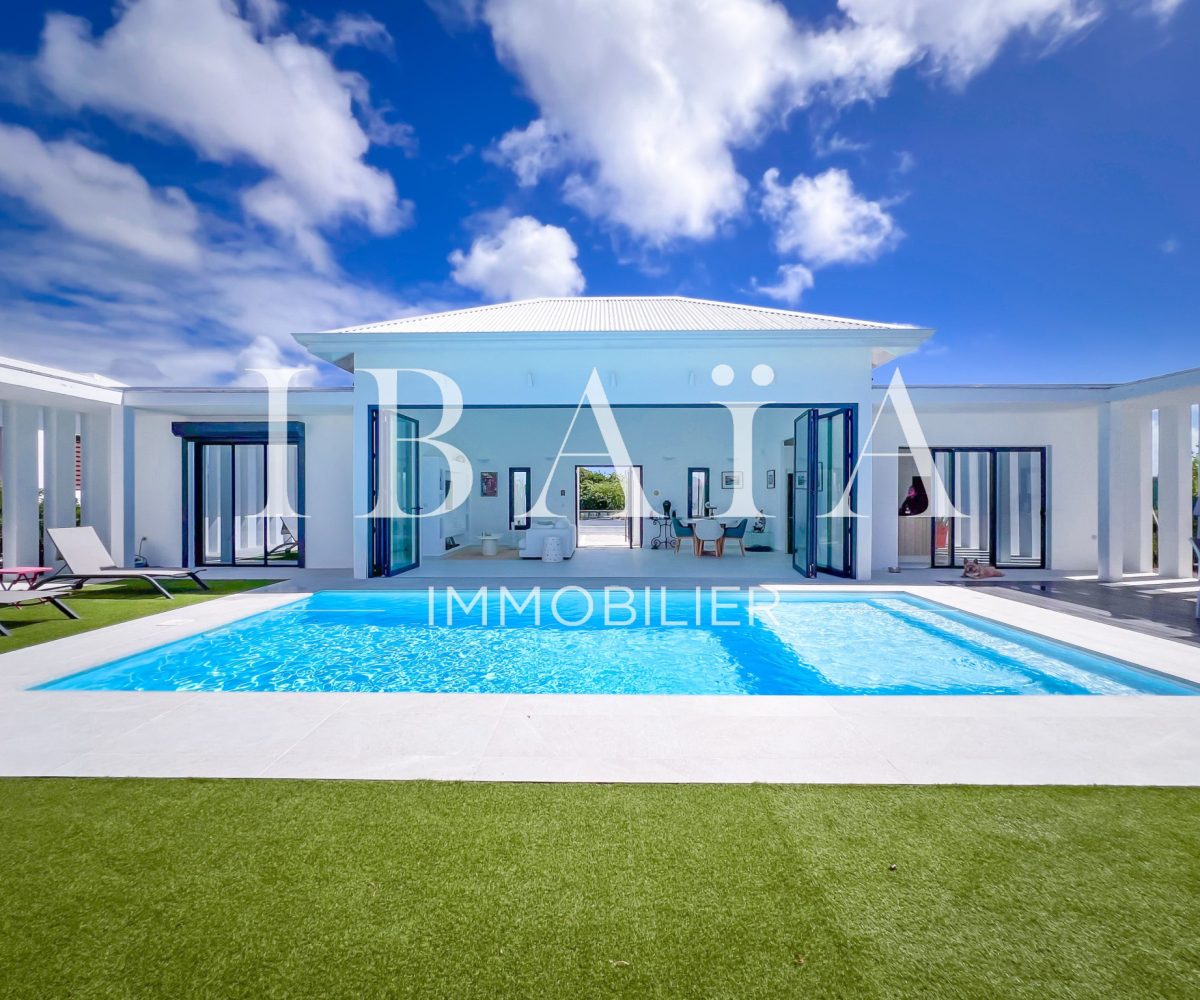 Agence IBAIA Immobilier - PLAGE À PIEDS - VILLA D'ARCHITECTE AVEC PISCINE - 4 CHAMBRE