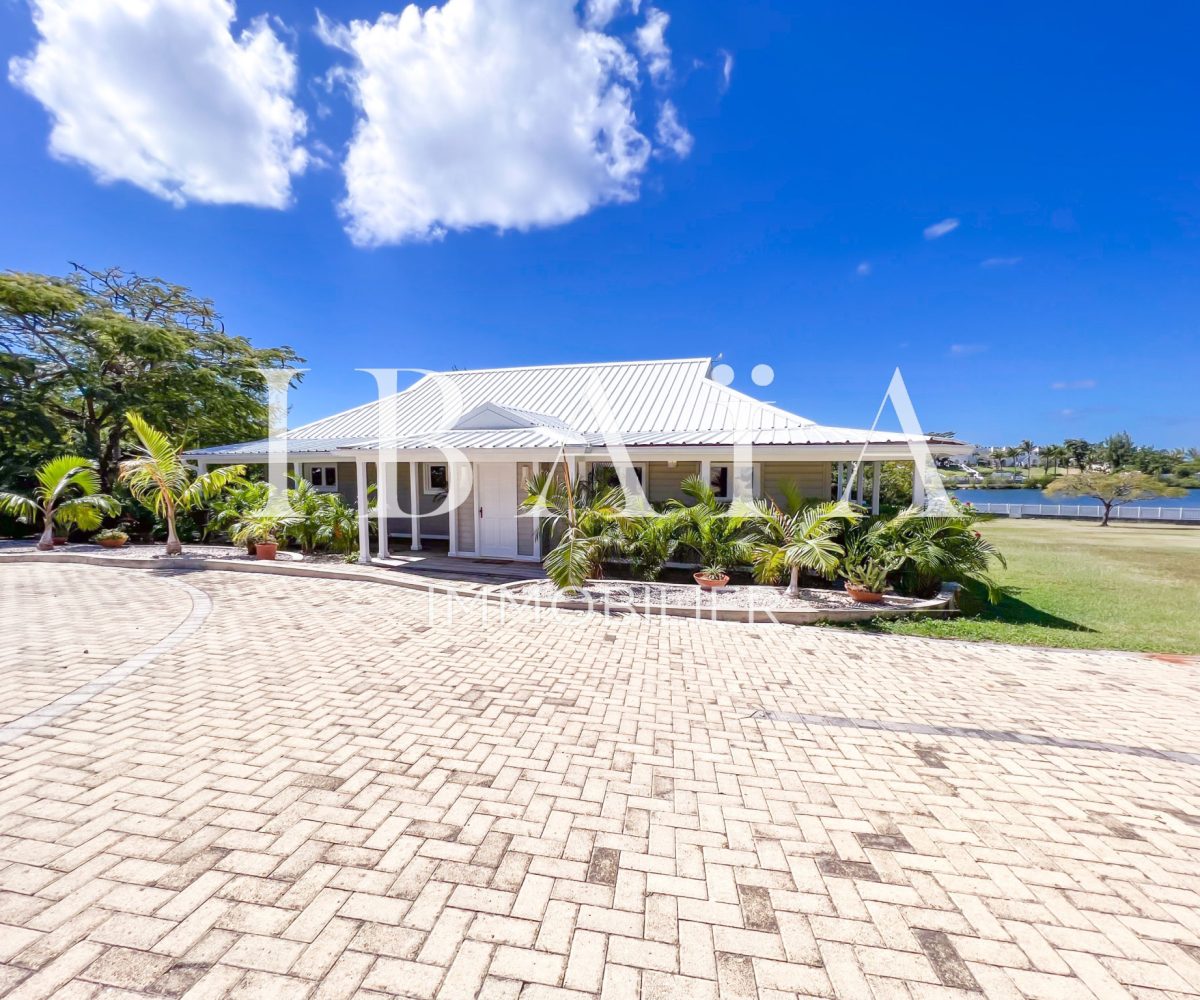 Agence IBAIA Immobilier - TERRES BASSES - BELLE PROPRIÉTÉ À VENDRE