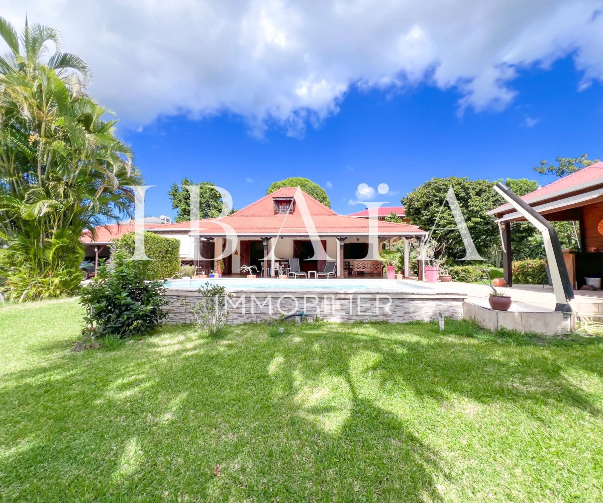 Agence IBAIA Immobilier - EXCLUSIVITÉ - BAIE-MAHAULT - PLAISANCE - VILLA AVEC PISCINE