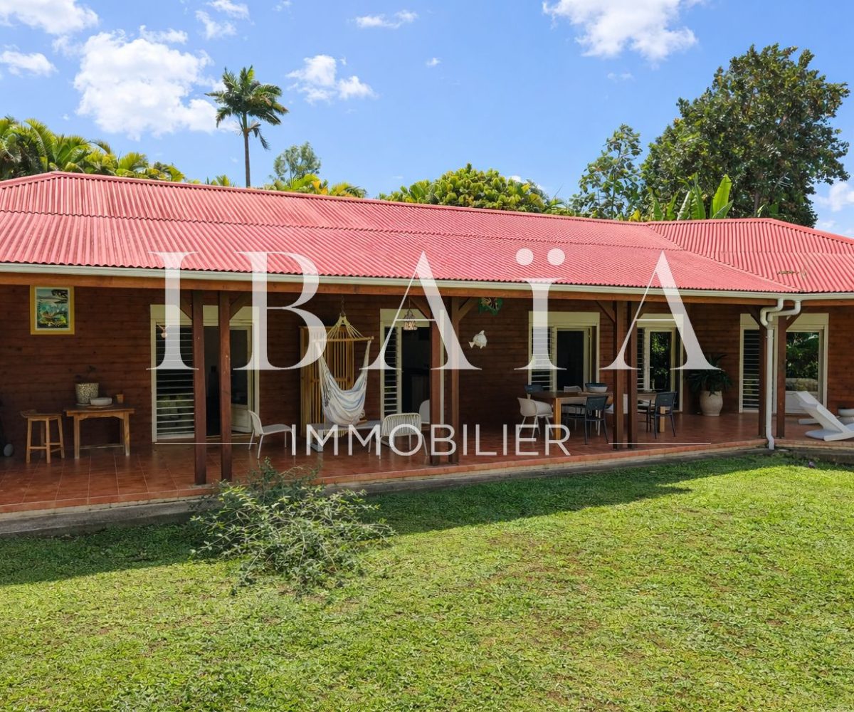 Agence IBAIA Immobilier - EXCLUSIVITÉ - PETIT-BOURG - MAGNIFIQUE VUE MONTAGNE - VILLA