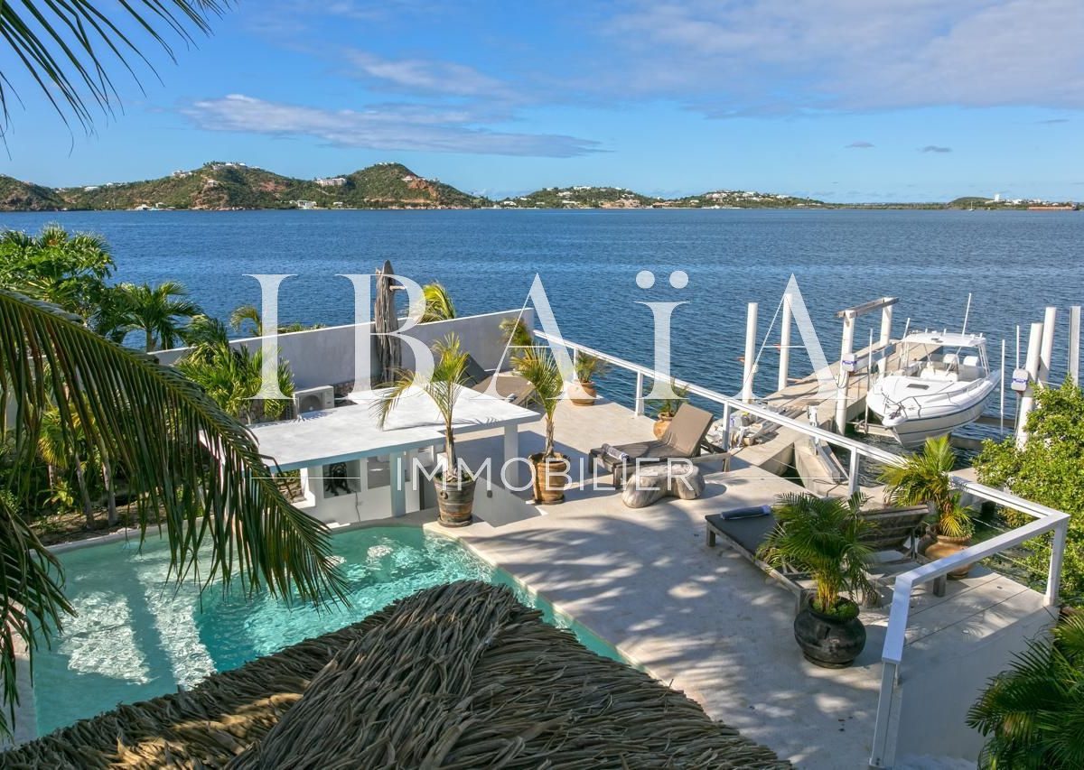 Agence IBAIA Immobilier - SAINT-MARTIN - VILLA AU BORD DE L'EAU AVEC BOAT LIFT