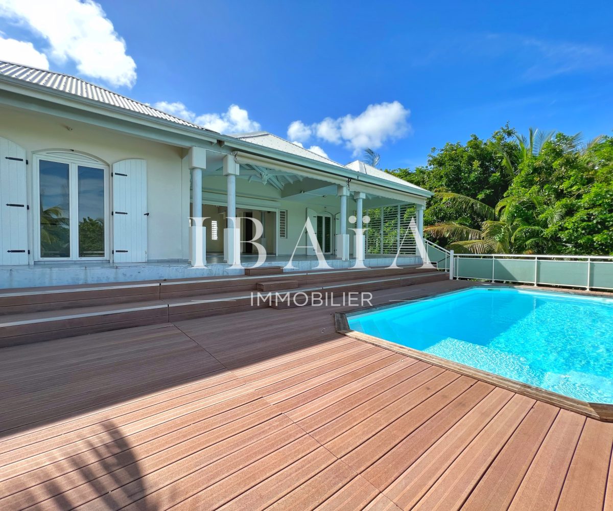 Agence IBAIA Immobilier - LA GRIPIERRE - VILLA 4 CHAMBRES AVEC PISCINE