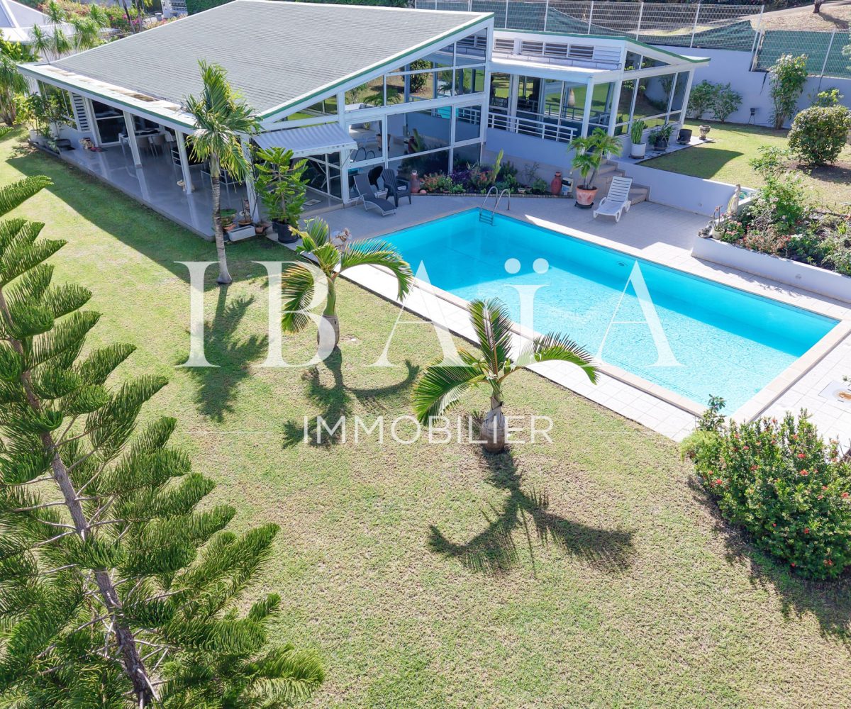 Agence IBAIA Immobilier - EXCLUSIVITÉ - LE MOULE - PROPRIÉTÉ AVEC ACCÈS PLAGE