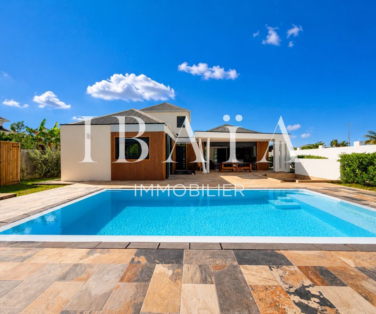 Agence IBAIA Immobilier - PORT LOUIS - VILLA 4 CHAMBRES AVEC PISCINE - MEUBLÉE