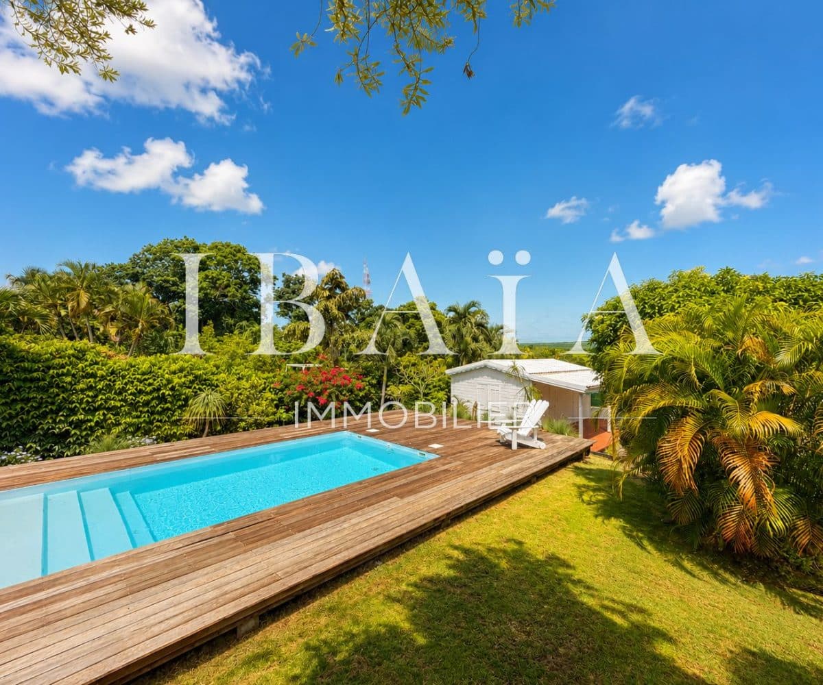 Agence IBAIA Immobilier - PETIT-BOURG - VILLA AVEC PISCINE 3 CH + BUNGALOW