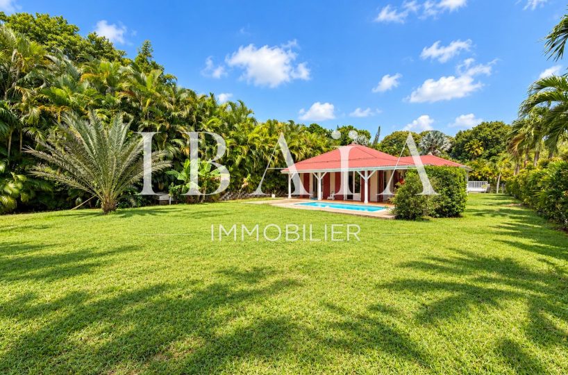 Agence IBAIA Immobilier - EXCLUSIVITÉ - LA GRIPPIÈRE - VILLA 3 CHAMBRES AVEC PISCINE