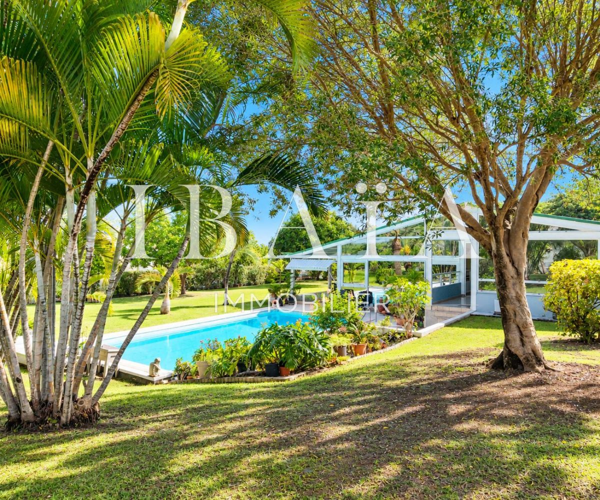 Agence IBAIA Immobilier - EXCLUSIVITÉ - LE MOULE - PROPRIÉTÉ AVEC ACCÈS PLAGE